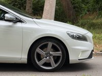 USED 2013 13 VOLVO V40 1.6 D2 R-Design Hatchback 5dr Diesel Manual Euro 5 (s/s) (115 ps) 