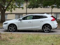USED 2013 13 VOLVO V40 1.6 D2 R-Design Hatchback 5dr Diesel Manual Euro 5 (s/s) (115 ps) 