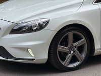 USED 2013 13 VOLVO V40 1.6 D2 R-Design Hatchback 5dr Diesel Manual Euro 5 (s/s) (115 ps) 