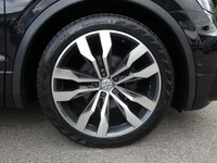 USED 2019 19 VOLKSWAGEN TIGUAN 1.5 TSI EVO R-Line 5d DSG 150 S/S UPGRADE PARK ASSIST WITH AREA VIEW CAMERA, UPGRADE KEYLESS ENTRY START & ELECTRIC TAILGATE, PANORAMIC GLASS SUNROOF, VIRTUAL COCKPIT, SAT NAV, APP CONNECT FOR APPLE CAR PLAY / ANDROID AUTO, HEATED FRONT SEATS, ADAPTIVE CRUISE CONTROL, LANE ASSIST WITH ADAPTIVE LANE GUIDANCE, FRONT ASSIST, DYNAMIC ROAD SIGN DISPLAY, DAB RADIO, BLUETOOTH, FRONT & REAR PARKING SENSORS WITH DISPLAY, 20 INCH ALLOY WHEELS,  AUTO LIGHTS + WIPERS, AUTO HOLD, ELECTRIC FOLDING MIRRORS, SPACE SAVER SPARE, SERVICE HISTORY