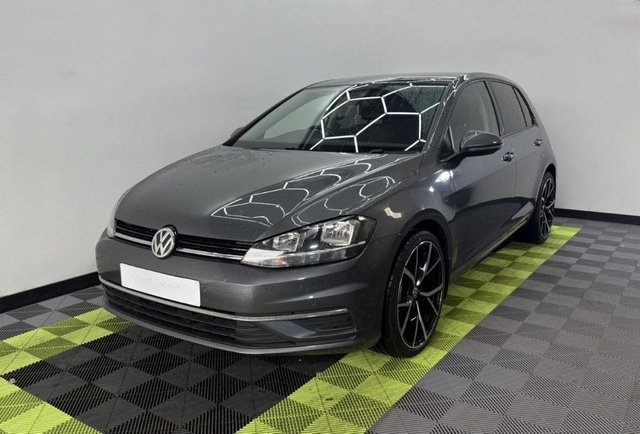 2017 VOLKSWAGEN GOLF