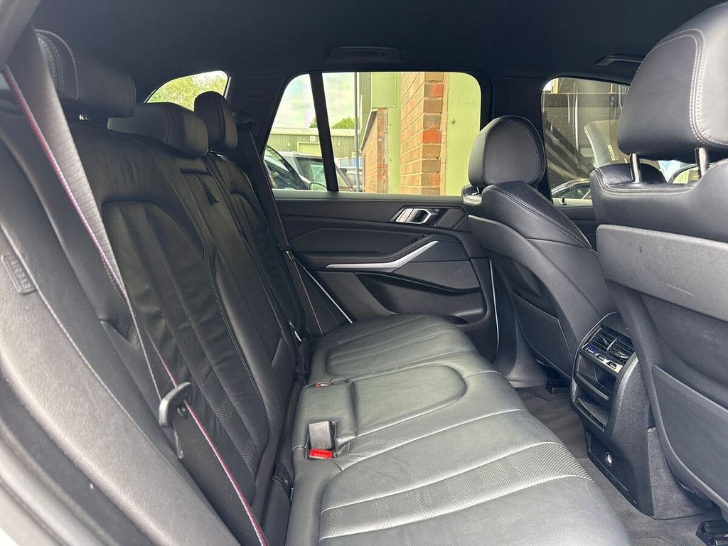 USED 2019 69 BMW X5 3.0 30d M Sport SUV 5dr Diesel Auto xDrive Euro 6 (s/s) (265 ps) TECHNOLOGY & M SPORT PLUS PACK