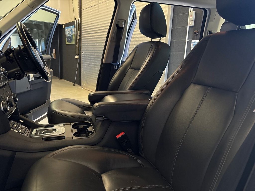 USED 2014 64 LAND ROVER DISCOVERY 4 3.0 SD V6 HSE SUV 5dr Diesel Auto 4WD Euro 5 (s/s) (255 bhp) SURROUND CAMERA|BLIND SPOT|HSW