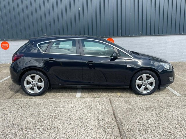 View our VAUXHALL ASTRA