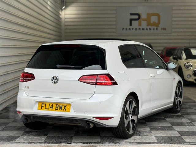 View our VOLKSWAGEN GOLF