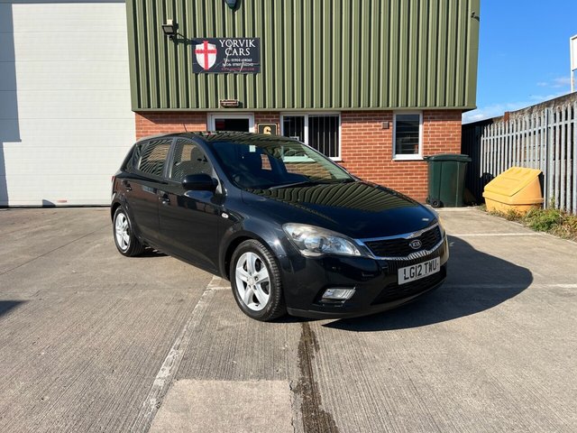 2012 12 Kia Ceed 1.6 CRDi EcoDynamics 2 Hatchback 5dr Diesel Manual Euro 5 (s/s) (89 bhp)
