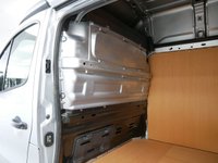 USED 2022 72 RENAULT TRAFIC 30 2.0 BLUEDCI 150 BHP LH LONG HIGH BUSINESS + ( SAT NAV + AIR CON ) SAT NAV | AIR CON | 150 BHP | LONG HIGH