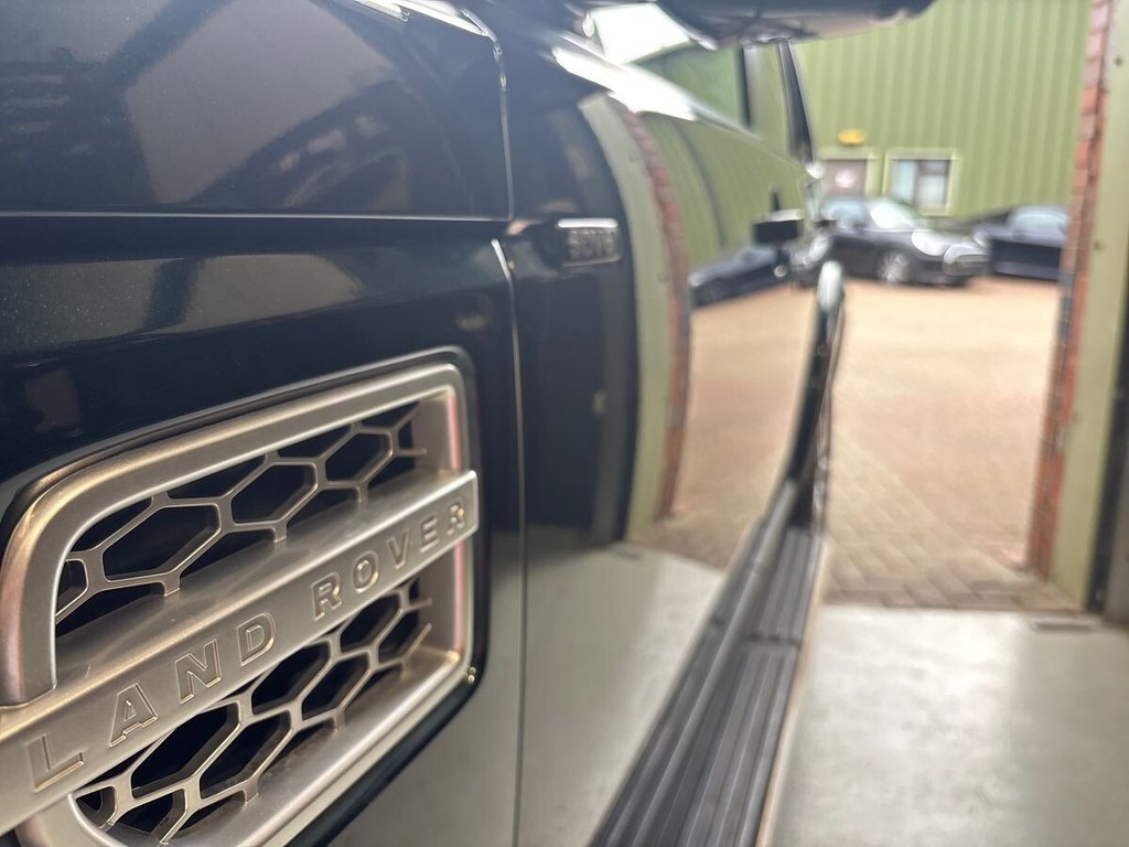 USED 2015 15 LAND ROVER DISCOVERY 4 3.0 SD V6 HSE Luxury SUV 5dr Diesel Auto 4WD Euro 5 (s/s) (255 bhp) AINTREE GREEN|JLR HISTORY
