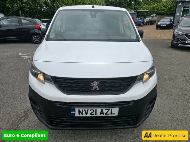 2021 PEUGEOT PARTNER - Photo 4
