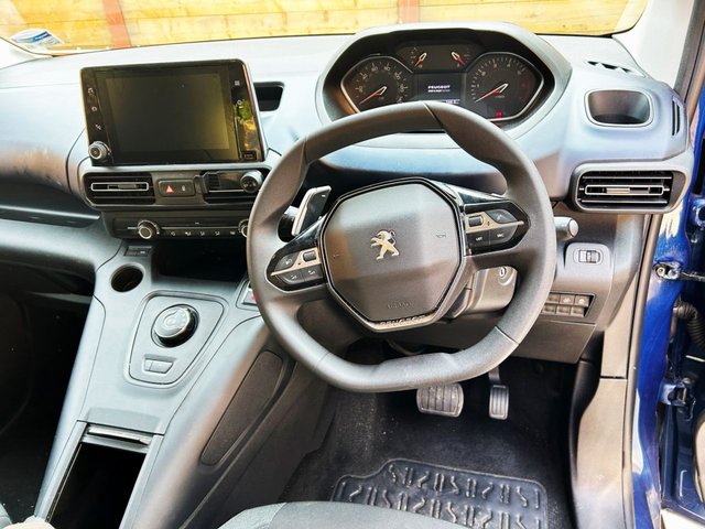 View our PEUGEOT RIFTER