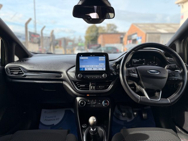 2018 FORD FIESTA - Photo 3