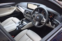 USED 2022 22 BMW 5 SERIES 3.0 530d MHT M Sport Saloon 4dr Diesel Hybrid Steptronic xDrive Euro 6 (s/s) (286 ps) TANZANITE / COMFORT & TECH PK