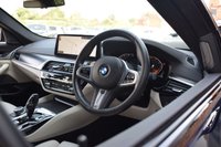 USED 2022 22 BMW 5 SERIES 3.0 530d MHT M Sport Saloon 4dr Diesel Hybrid Steptronic xDrive Euro 6 (s/s) (286 ps) TANZANITE / COMFORT & TECH PK