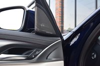 USED 2022 22 BMW 5 SERIES 3.0 530d MHT M Sport Saloon 4dr Diesel Hybrid Steptronic xDrive Euro 6 (s/s) (286 ps) TANZANITE / COMFORT & TECH PK