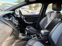 USED 2014 14 FORD FOCUS 2.0T EcoBoost ST-2 Hatchback 5dr Petrol Manual Euro 5 (s/s) (250 ps) A TRULY STUNNING ADDITION TO OUR FORECOURT FINISHED IN EVER POPULAR WHITE PAINT+ONLY 1 FORMER KEEPER+SERVICE HISTORY+HALF LEATHER INTERIOR+PARK ASSIST+CLIMATE CONTROL+18 INCH ALLOY WHEELS+BLUETOOTH+1 FULL YEARS MOT PRIOR TO COLLECTION+CALL NOW TO ARRANGE A VIEWING!!!!!!!!!!!!!!!!!!!!!!!!!!!!!!!!!!!!!!!!!