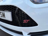 USED 2014 14 FORD FOCUS 2.0T EcoBoost ST-2 Hatchback 5dr Petrol Manual Euro 5 (s/s) (250 ps) A TRULY STUNNING ADDITION TO OUR FORECOURT FINISHED IN EVER POPULAR WHITE PAINT+ONLY 1 FORMER KEEPER+SERVICE HISTORY+HALF LEATHER INTERIOR+PARK ASSIST+CLIMATE CONTROL+18 INCH ALLOY WHEELS+BLUETOOTH+1 FULL YEARS MOT PRIOR TO COLLECTION+CALL NOW TO ARRANGE A VIEWING!!!!!!!!!!!!!!!!!!!!!!!!!!!!!!!!!!!!!!!!!