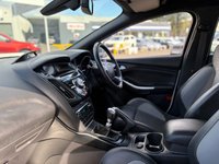 USED 2014 14 FORD FOCUS 2.0T EcoBoost ST-2 Hatchback 5dr Petrol Manual Euro 5 (s/s) (250 ps) A TRULY STUNNING ADDITION TO OUR FORECOURT FINISHED IN EVER POPULAR WHITE PAINT+ONLY 1 FORMER KEEPER+SERVICE HISTORY+HALF LEATHER INTERIOR+PARK ASSIST+CLIMATE CONTROL+18 INCH ALLOY WHEELS+BLUETOOTH+1 FULL YEARS MOT PRIOR TO COLLECTION+CALL NOW TO ARRANGE A VIEWING!!!!!!!!!!!!!!!!!!!!!!!!!!!!!!!!!!!!!!!!!
