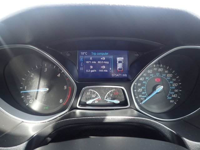 2014 FORD FOCUS 1.6 TDCi Titanium Navigator Hatchback 5dr Diesel Manual Euro 5 (s/s) (115 ps) - Photo 8