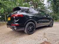 USED 2016 16 PORSCHE CAYENNE 3.0 TD V6 Platinum Edition SUV 5dr Diesel TiptronicS 4WD Euro 6 (s/s) (262 ps) 8.9% APR FINANCE RATES