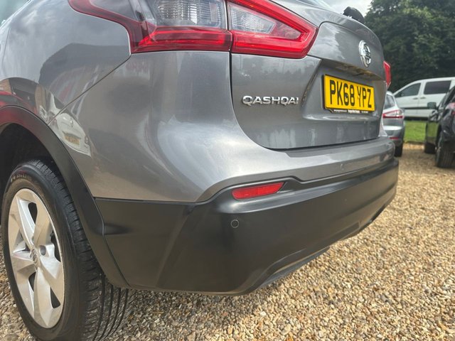 2018 Nissan Qashqai 1.5L Acenta Premium 5dr - Photo 11