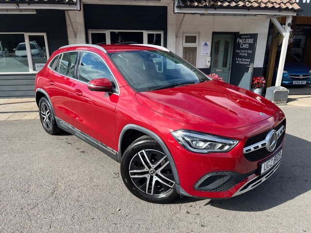 View our Mercedes-Benz 180 1.3 GLA200 Sport SUV 5dr Petrol 7G-DCT Euro 6 (s/s) (163 ps)