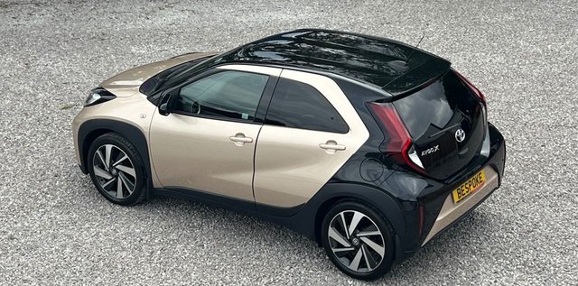 2024 TOYOTA AYGO X - Photo 2