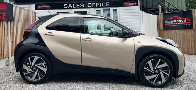 2024 TOYOTA AYGO X - Photo 10