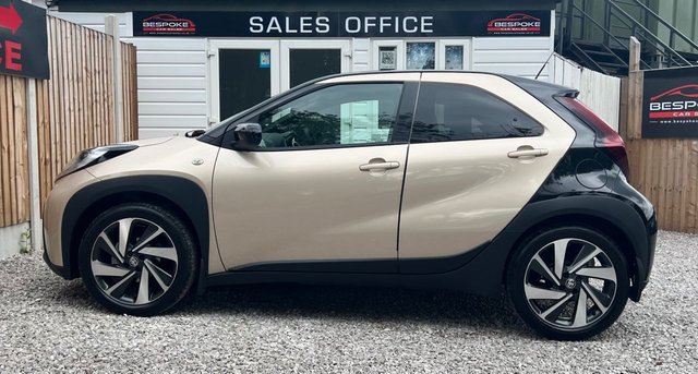 2024 TOYOTA AYGO X - Photo 12