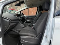 USED 2015 15 FORD GRAND C-MAX 1.5 TDCi Zetec MPV 5dr Diesel Manual Euro 6 (s/s) (120 ps) 7 Seater** &pound;35 RFL** SAT NAV** 8 SERVICES