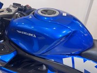 USED 2022 72 SUZUKI GSX-R125 LOW MILEAGE - LOVELY CONDITION  COMES WITH NEW MOT AND WARRANTY
