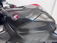 USED 2018 18 HONDA CBR1000RR FIREBLADE FULL SERVICE HISTORY - JUST SERVICED COMES WITH NEW MOT AND WARRANTY