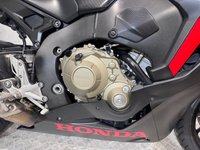 USED 2018 18 HONDA CBR1000RR FIREBLADE FULL SERVICE HISTORY - JUST SERVICED COMES WITH NEW MOT AND WARRANTY