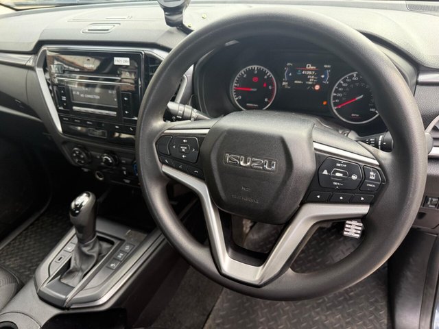 2021 ISUZU D-MAX - Photo 8