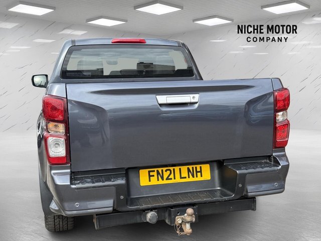 2021 ISUZU D-MAX - Photo 6