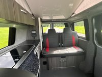 USED 2017 17 VOLKSWAGEN TRANSPORTER LUXURY 4 BERTH CAMPERVAN 2.0 TDI  FULL SERVICE HISTORY