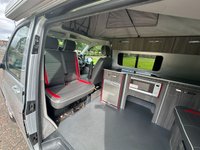 USED 2017 17 VOLKSWAGEN TRANSPORTER LUXURY 4 BERTH CAMPERVAN 2.0 TDI  FULL SERVICE HISTORY