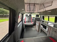 USED 2017 17 VOLKSWAGEN TRANSPORTER LUXURY 4 BERTH CAMPERVAN 2.0 TDI  FULL SERVICE HISTORY