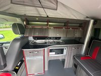 USED 2017 17 VOLKSWAGEN TRANSPORTER LUXURY 4 BERTH CAMPERVAN 2.0 TDI  FULL SERVICE HISTORY