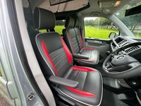 USED 2017 17 VOLKSWAGEN TRANSPORTER LUXURY 4 BERTH CAMPERVAN 2.0 TDI  FULL SERVICE HISTORY