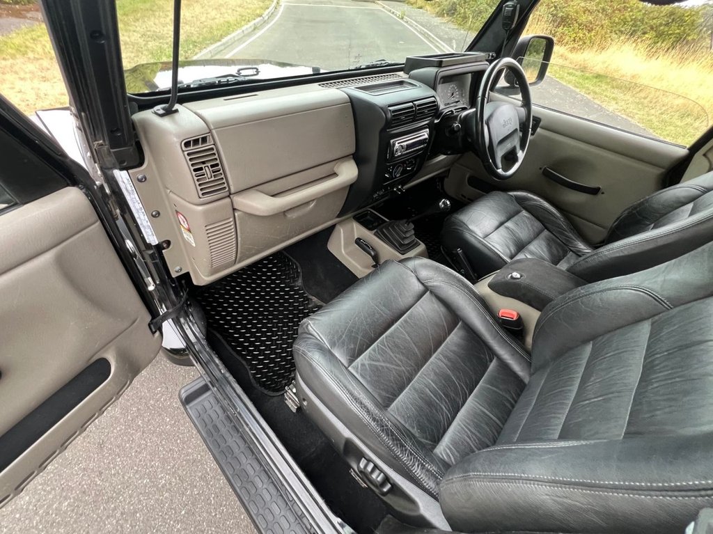 USED 2003 03 JEEP WRANGLER 4.0 SPORT 3dr comes with Soft Top // Manual // 4x4 // (302 g/km, 174 bhp) // px swap 