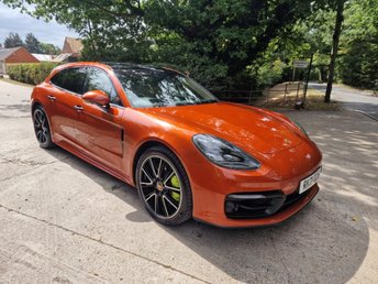 2021 PORSCHE PANAMERA