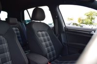 USED 2018 18 VOLKSWAGEN GOLF 2.0 TDI GTD Hatchback 5dr Diesel DSG Euro 6 (s/s) (184 ps) FULL VW HISTORY / DIGITAL DASH