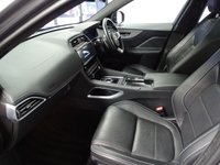USED 2019 69 JAGUAR F-PACE 2.0 D180 Chequered Flag SUV 5dr Diesel Auto AWD Euro 6 (s/s) (180 ps) SAT NAV LEATHER PAN ROOF CRUISE CAMERA