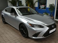 USED 2023 23 LEXUS ES 2.5 300h F Sport Takumi Saloon 4dr Petrol Hybrid E-CVT Euro 6 (s/s) (218 ps) TAKUMI SAT NAV SUNROOF LEATHER HEATED SEATS HEATED STEERING WHHEEL HUD MARK LEVINSON SOUND CRUISE PARKING SENSORS 1 OWNER LEXUS WARRANTY TIL AUG 2033