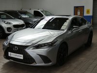 USED 2023 23 LEXUS ES 2.5 300h F Sport Takumi Saloon 4dr Petrol Hybrid E-CVT Euro 6 (s/s) (218 ps) TAKUMI SAT NAV SUNROOF LEATHER HEATED SEATS HEATED STEERING WHHEEL HUD MARK LEVINSON SOUND CRUISE PARKING SENSORS 1 OWNER LEXUS WARRANTY TIL AUG 2033