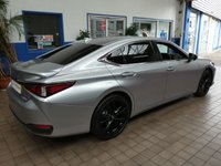 USED 2023 23 LEXUS ES 2.5 300h F Sport Takumi Saloon 4dr Petrol Hybrid E-CVT Euro 6 (s/s) (218 ps) TAKUMI SAT NAV SUNROOF LEATHER HEATED SEATS HEATED STEERING WHHEEL HUD MARK LEVINSON SOUND CRUISE PARKING SENSORS 1 OWNER LEXUS WARRANTY TIL AUG 2033
