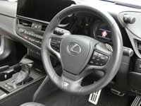 USED 2023 23 LEXUS ES 2.5 300h F Sport Takumi Saloon 4dr Petrol Hybrid E-CVT Euro 6 (s/s) (218 ps) TAKUMI SAT NAV SUNROOF LEATHER HEATED SEATS HEATED STEERING WHHEEL HUD MARK LEVINSON SOUND CRUISE PARKING SENSORS 1 OWNER LEXUS WARRANTY TIL AUG 2033