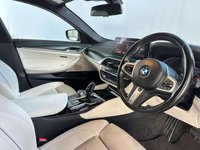 USED 2022 BMW 5 SERIES 2.0 520d MHT M Sport Touring Steptronic xDrive Euro 6 (s/s) 5dr HOLIDAY SALE EVENT SAVE 100s!
