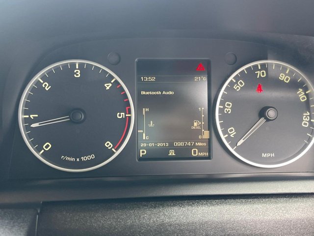 View our LAND ROVER DISCOVERY 4