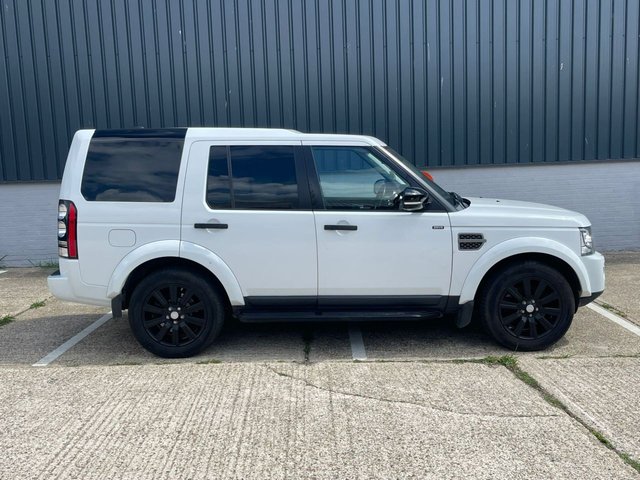 View our LAND ROVER DISCOVERY 4